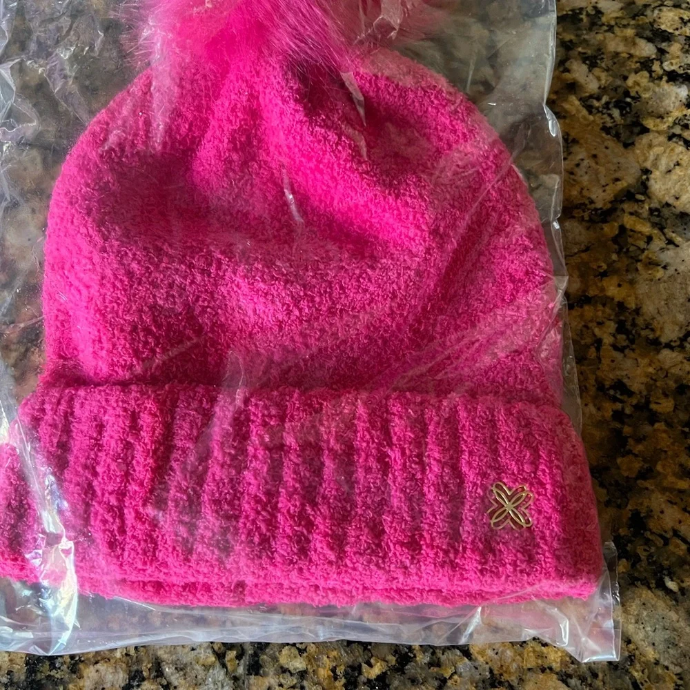 Adorable Lilly Pulitzer Pink Knit Beanie Hat - Picture 2 of 3
